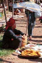 to 43K Jpeg 9809H30e  Pa'O woman selling her produce in Kalaw Market 