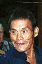 Jpeg 26K Miao man  - Chang Tion village, Cheng Guan township, Puding county, Guizhou province 0010w27.jpg
