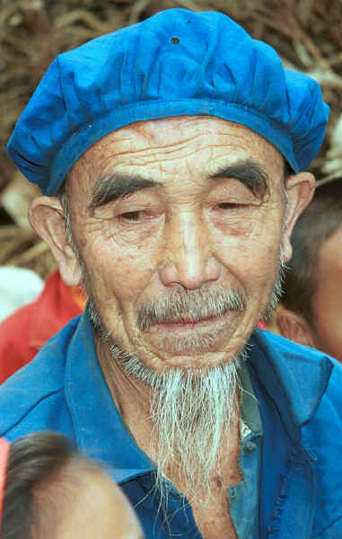 Old Miao man - Chang Tion village, Cheng Guan township, Puding county, Guizhou province 0010w33.jpg