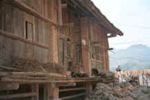 Jpeg 27K House, Da Shu Jia village, Xin Zhou township, Longlin county, Guangxi province 0010i27.jpg