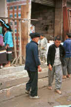 Jpeg K Probably Side Comb Miao man at De Wo market - De Wo township, Longlin county, Guangxi province 0010g24.jpg