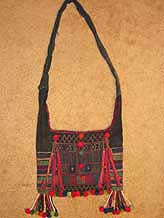 to 43K Jpeg Hani embroidered and trimmed bag, Menghai  county, Yunnan province, southwest China