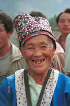 Jpeg 31K White Miao old woman - Ma Wo village, Zhe Lang township, Longlin county, Guangxi province 0010k05.jpg