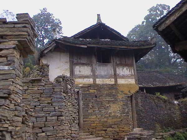 46K Jpeg Fine dry-stone walling around a house in a village in Songtao Miao Autonomous County, Tongren Prefecture, eastern Guizhou Province.