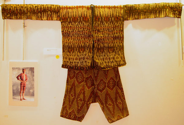 69K Jpg 22 - Bla'an (possibly T'boli) man's abaka and ikat jacket and trousers, Mindanao, early 20th century. Jacket 152 cm x 56 cm x 52 cm. Trousers 56 cm x 44 cm