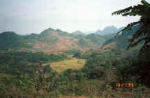 to Jpeg 27K View from the road from near to Son La heading towards to Dien Bien Phu in Son La Province 9510C12.JPG